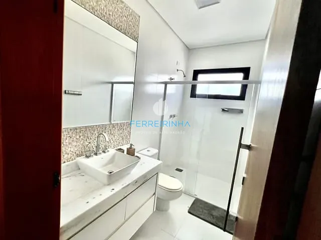 Casa com 485m² 3 quartos e 3 banheiros, à venda, no bairro Condomínio Residencial Jaguary em São José dos Campos