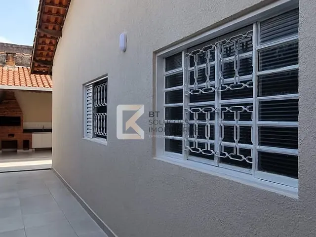 Casa com 250m² 3 quartos e 1 banheiro, à venda, no bairro Jardim Morada do Sol em Indaiatuba