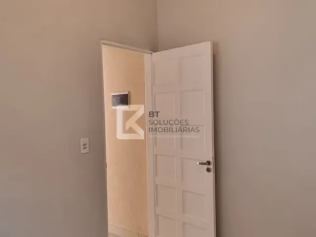Casa com 250m² 3 quartos e 1 banheiro, à venda, no bairro Jardim Morada do Sol em Indaiatuba