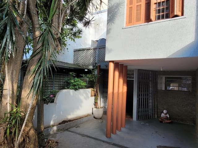 Casa com 200m² 4 quartos e 2 banheiros, para alugar, no bairro Perdizes em São Paulo