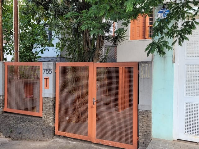 Casa com 200m² 4 quartos e 2 banheiros, para alugar, no bairro Perdizes em São Paulo