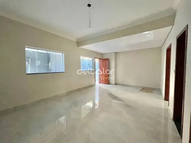 Casa com 90m² 2 quartos e 1 banheiro, para alugar, no bairro Europa em Belo Horizonte