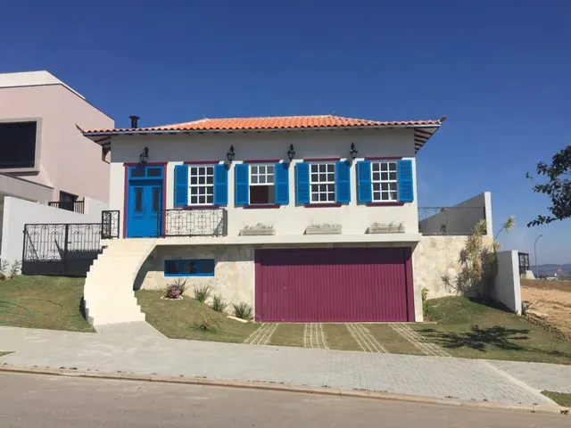 Casa com 495m² 3 quartos e 3 banheiros, à venda, no bairro Condomínio Residencial Alphaville em São José Dos Campos