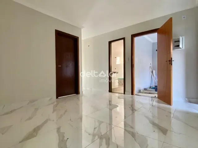 Casa com 120m² 3 quartos e 2 banheiros, para alugar, no bairro Europa em Belo Horizonte