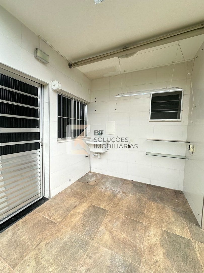 Casa, 2 quartos, 204 m² - Foto 7