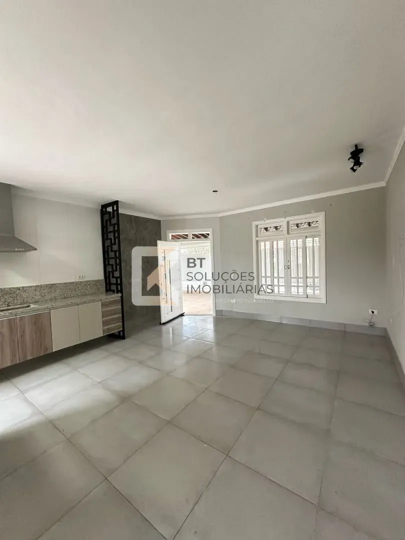 Casa, 2 quartos, 204 m² - Foto 4