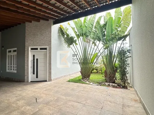 Casa com 270m² 2 quartos e 2 banheiros, à venda, no bairro Núcleo Residencial Professor Carlos Aldrovandi em Indaiatuba