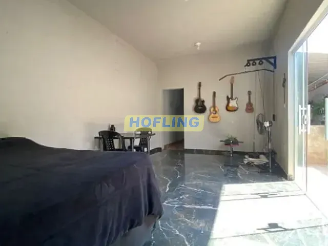 Casa com 202m² 1 quarto e 1 banheiro, à venda, no bairro Jardim Centenário em Rio Claro