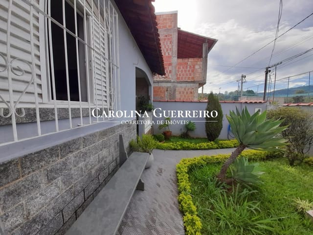Casa com 450m² 3 quartos e 3 banheiros, à venda, no bairro 0 em São Lourenço