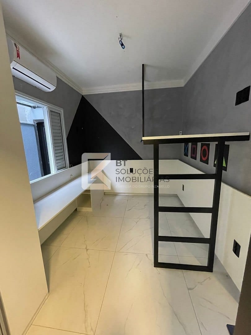 Casa, 3 quartos, 153 m² - Foto 4