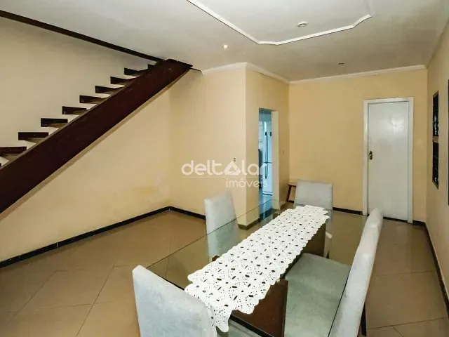 Casa com 250m² 3 quartos e 4 banheiros, para alugar, no bairro Trevo em Belo Horizonte