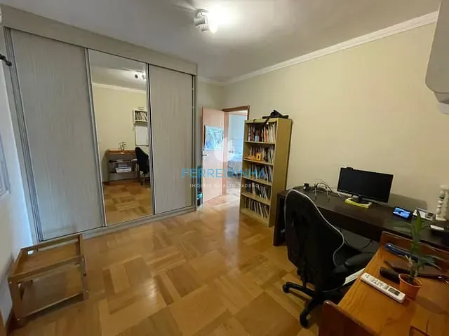 Casa com 252m² 3 quartos e 4 banheiros, à venda, no bairro Urbanova I em São José dos Campos