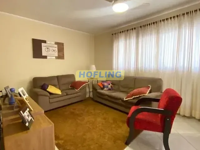 Casa com 252m² 4 quartos e 2 banheiros, à venda, no bairro Vila Indaiá em Rio Claro