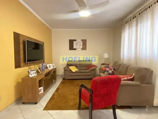 Casa com 252m² 4 quartos e 2 banheiros, à venda, no bairro Vila Indaiá em Rio Claro