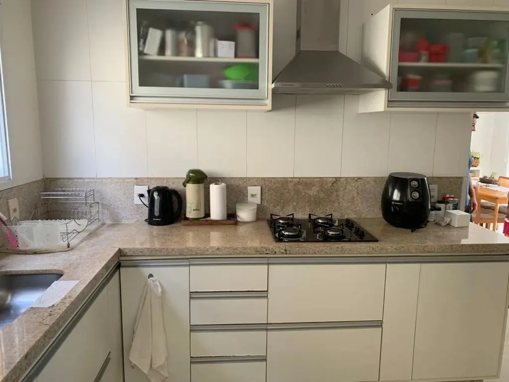 Casa, 4 quartos, 270 m² - Foto 32