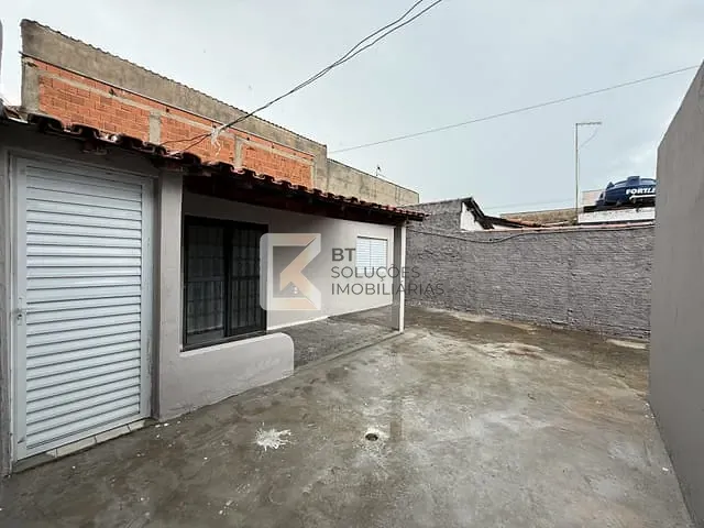 Casa com 250m² 3 quartos e 2 banheiros, à venda, no bairro Jardim California em Indaiatuba