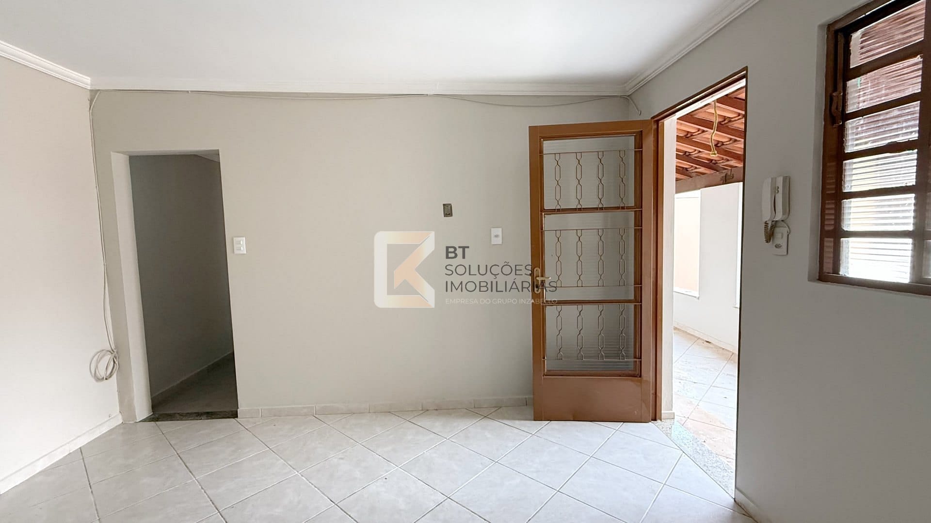 Casa, 3 quartos, 236 m² - Foto 1