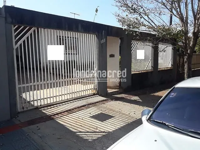 Casa 3 quartos e 2 banheiros, à venda, no bairro Jardim Pacaembu em Londrina