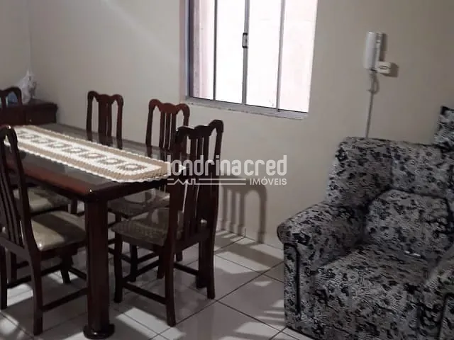 Casa 3 quartos e 2 banheiros, à venda, no bairro Jardim Pacaembu em Londrina