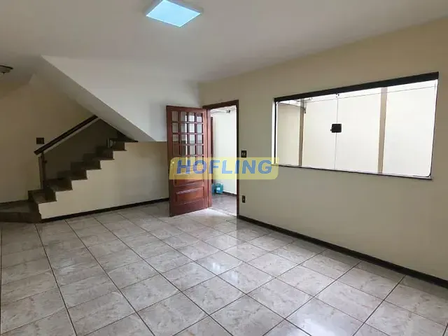 Casa com 133m² 3 quartos e 2 banheiros, à venda, no bairro Centro em Rio Claro