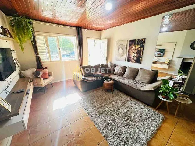 Casa com 325m² 3 quartos e 3 banheiros, à venda, no bairro zona norte em Capão da Canoa
