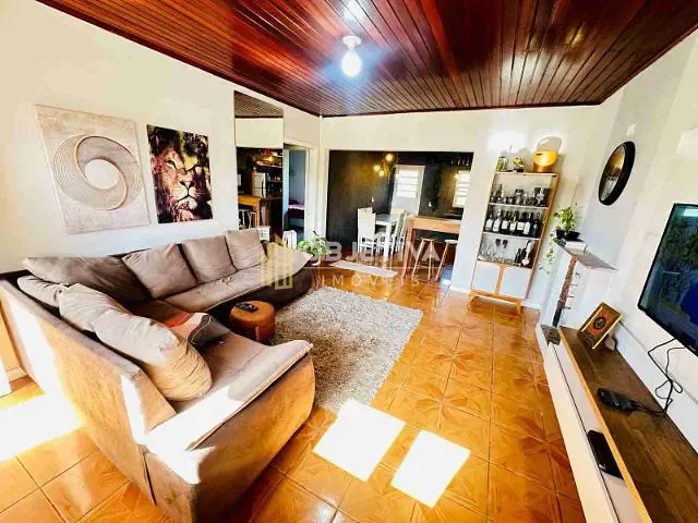 Casa com 325m² 3 quartos e 3 banheiros, à venda, no bairro zona norte em Capão da Canoa