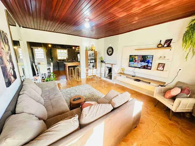 Casa com 325m² 3 quartos e 3 banheiros, à venda, no bairro zona norte em Capão da Canoa