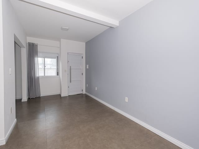 Foto do Casa - Casa à venda no Amarilis, Laranjal - 85 m², com 2 quartos (ambos suítes), lareira e área gourmet com piscina e churrasqueira. | UP Imóveis