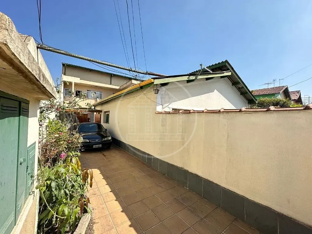 Casa, 6 quartos, 226 m² - Foto 10