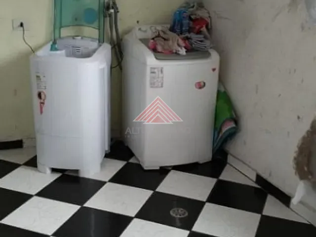 Casa com 199m² 7 quartos e 5 banheiros, à venda, no bairro Jardim Itapeva em Mauá