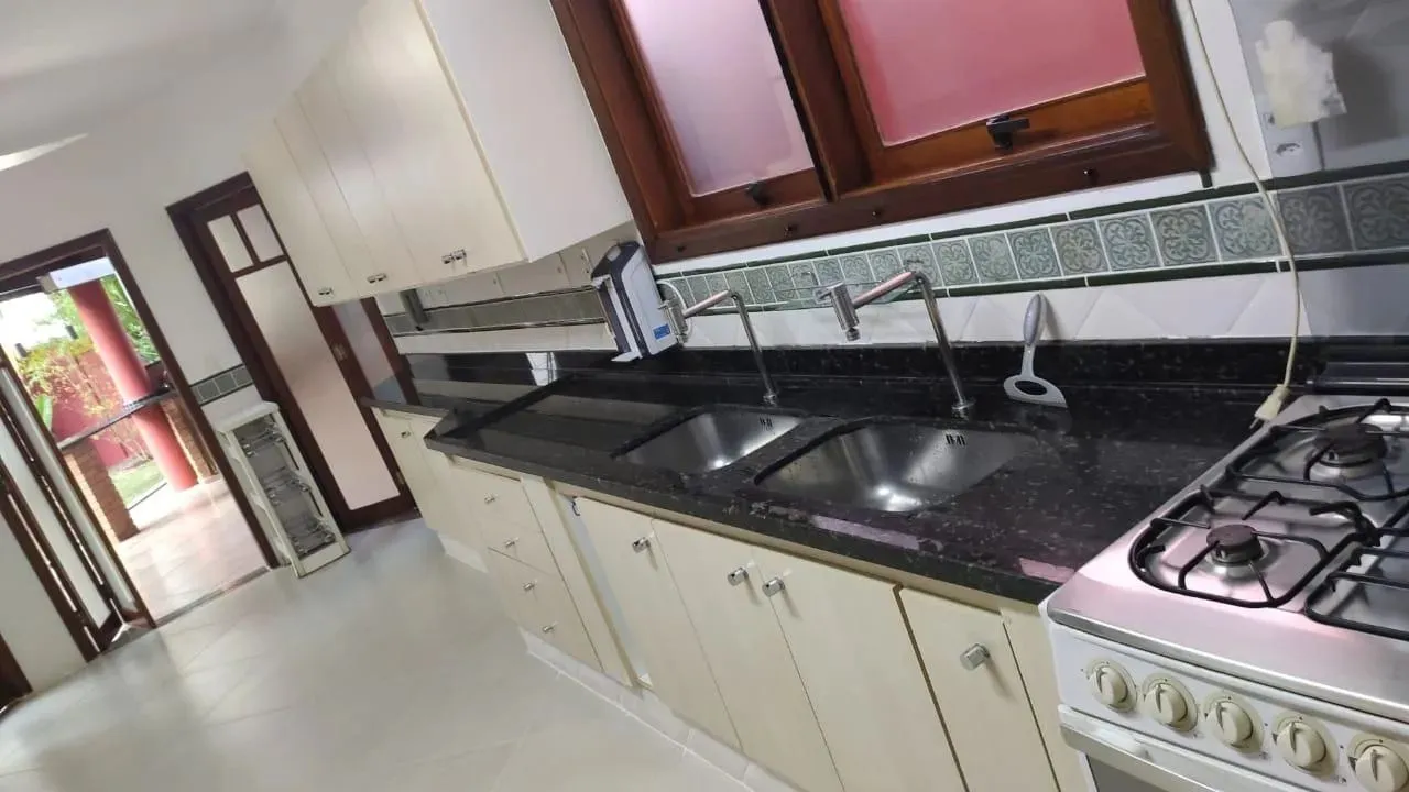 Casa, 3 quartos, 240 m² - Foto 31