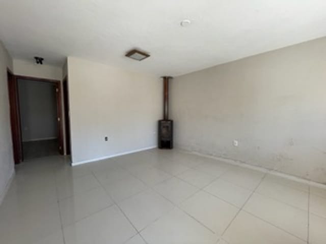 Casa 3 quartos e 2 banheiros, à venda, no bairro Laranjal em Pelotas
