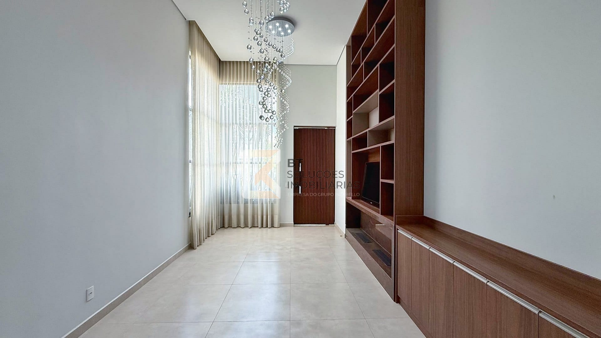 Casa, 3 quartos, 346 m² - Foto 2