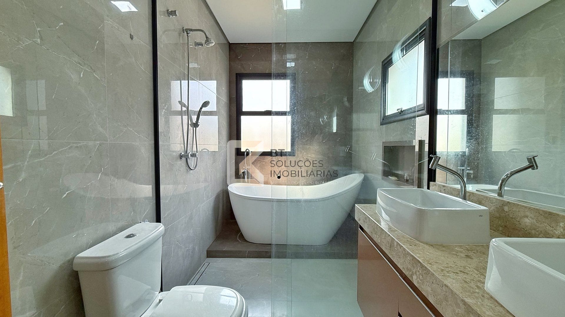 Casa, 3 quartos, 346 m² - Foto 22