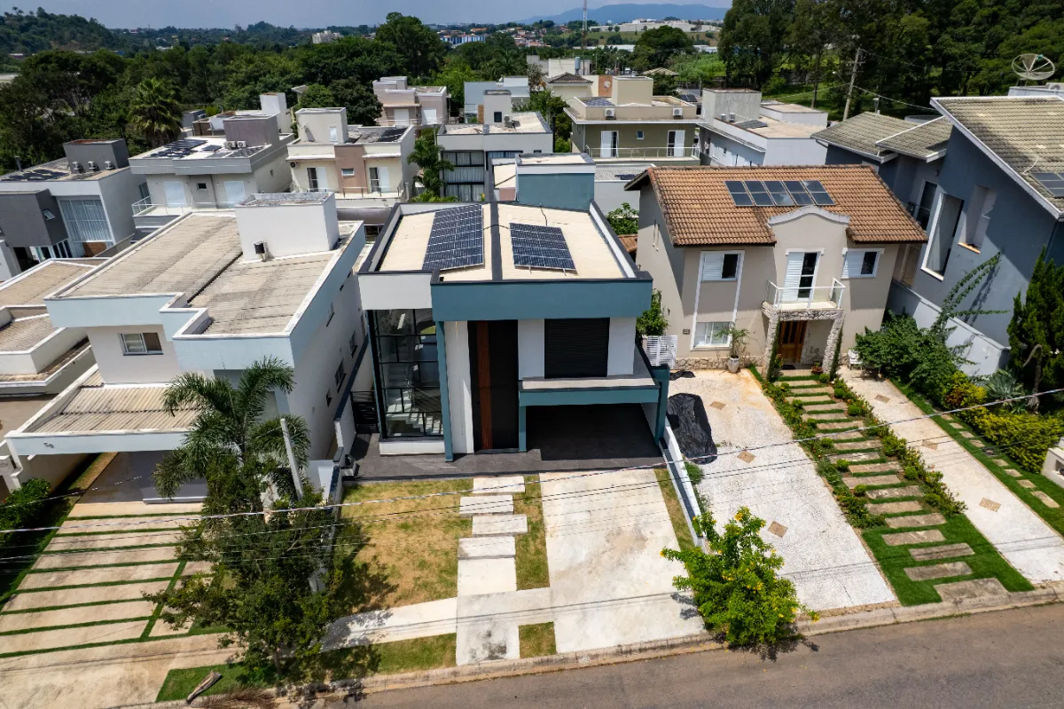Casa no condomínio Residencial Ibi Aram para venda com 3 quartos, sendo 3 suítes, 330m²