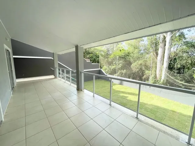 Casa com 304m² 4 quartos e 5 banheiros, à venda ou para alugar, no bairro Urbanova em São José Dos Campos