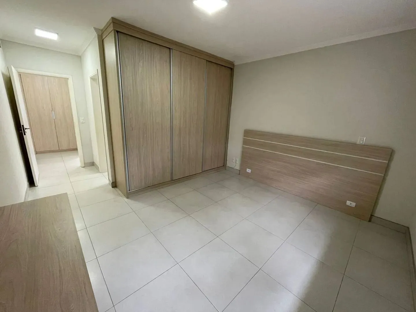 Casa, 4 quartos, 230 m² - Foto 7