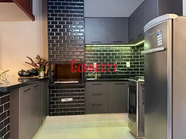 Casa com 270m² 4 quartos e 1 banheiro, à venda, no bairro Nova Aliança em Ribeirão Preto