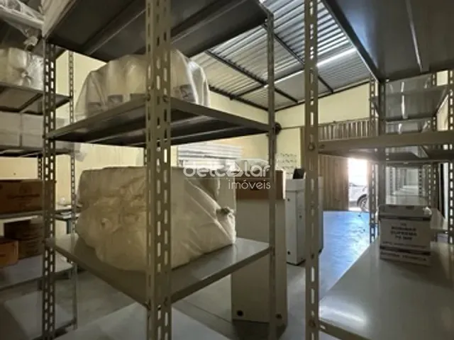 Casa 5 quartos e 3 banheiros, à venda, no bairro Serra Verde (Venda Nova) em Belo Horizonte