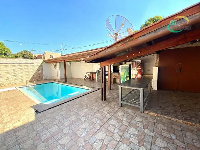 Casa com 250m² 3 quartos e 2 banheiros, à venda ou para alugar, no bairro Jardim Santa Clara em Campinas