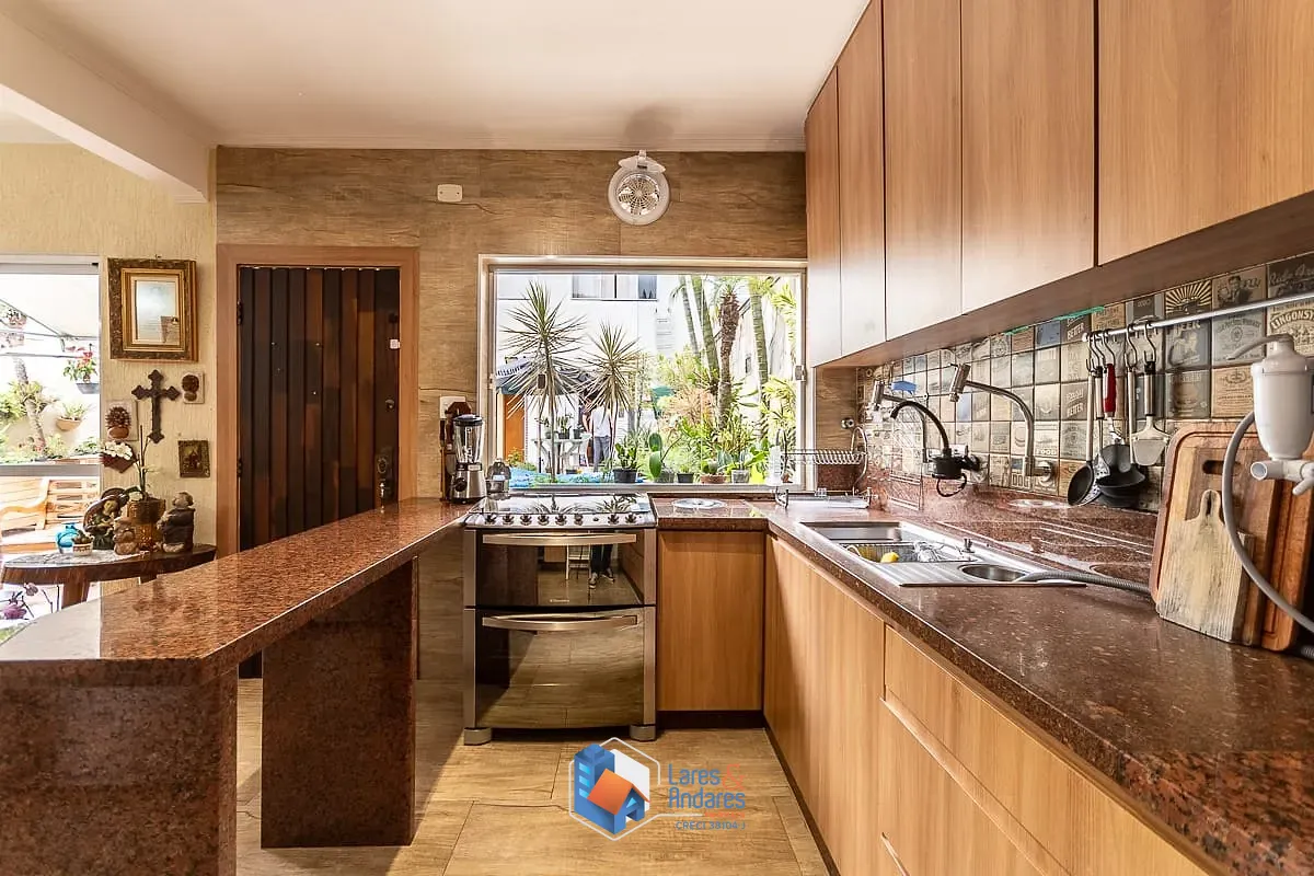 Casa, 4 quartos, 267 m² - Foto 25