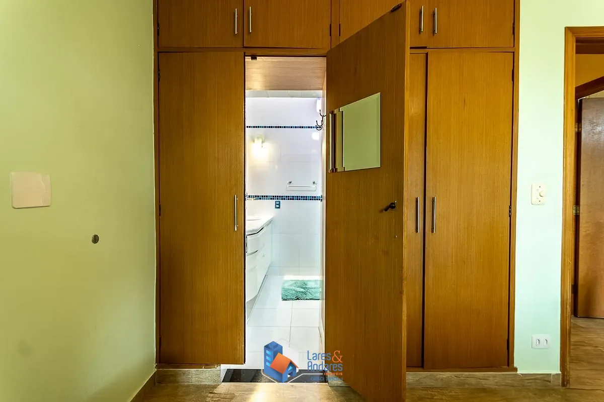 Casa, 4 quartos, 267 m² - Foto 47