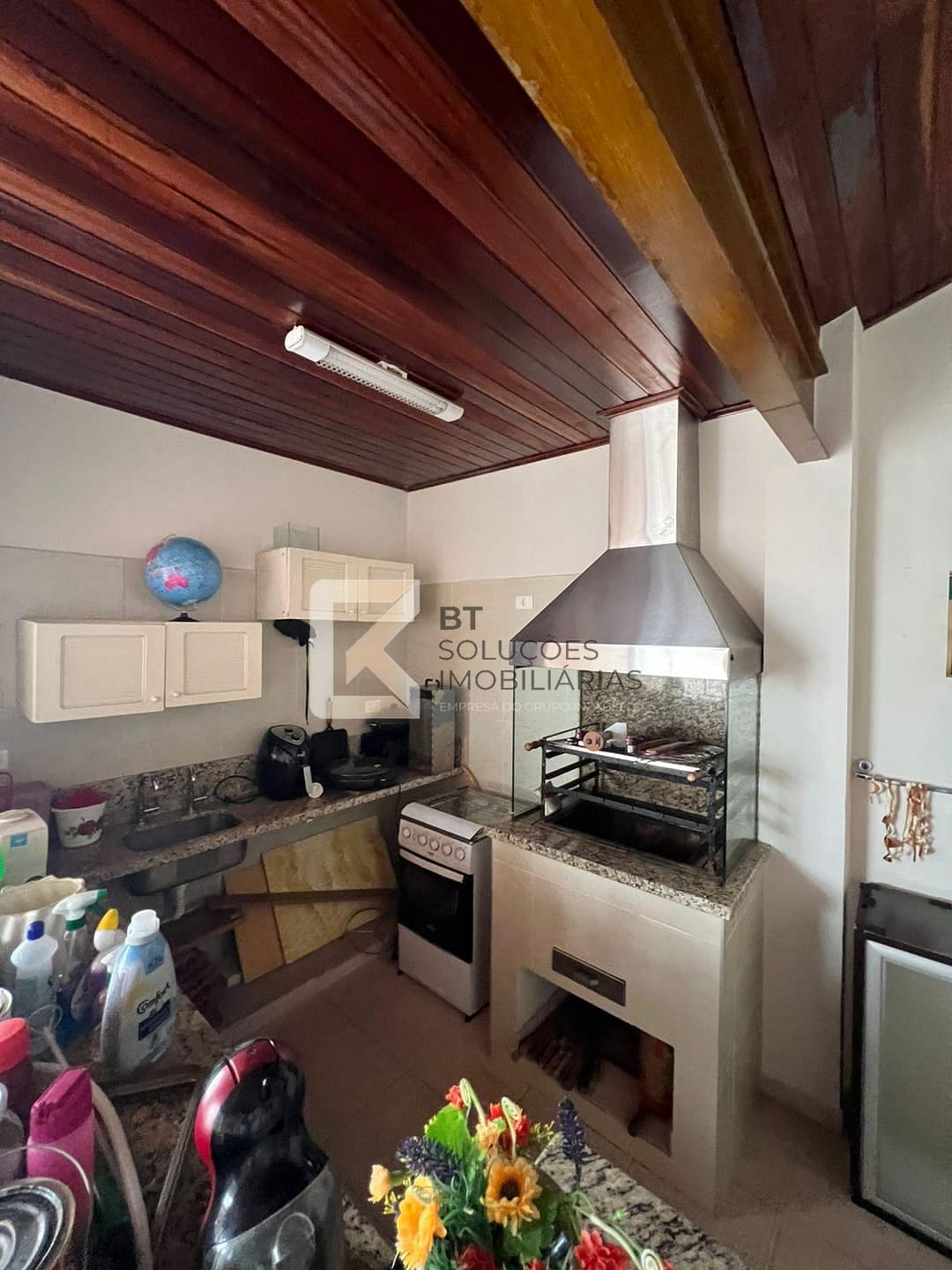 Casa, 3 quartos, 194 m² - Foto 2