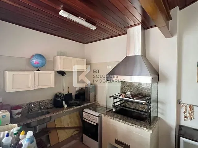 Casa com 250m² 3 quartos e 3 banheiros, à venda, no bairro Vila Maria Elena em Indaiatuba