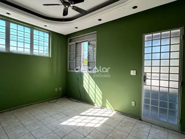 Casa 2 quartos e 2 banheiros, à venda, no bairro São Luiz em Belo Horizonte