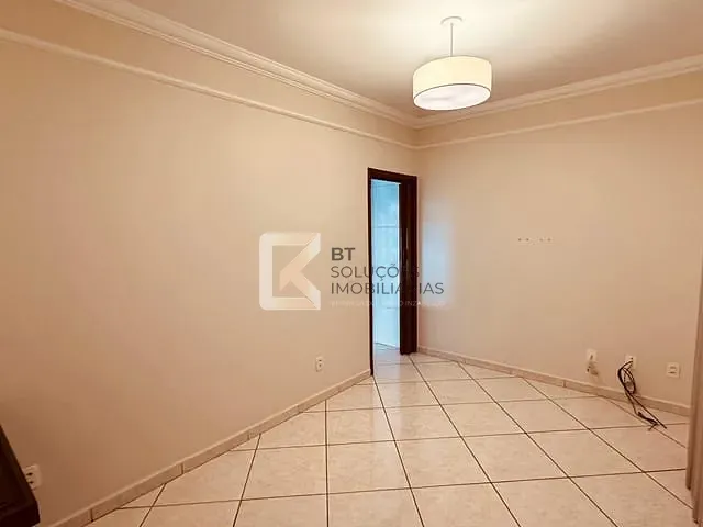 Casa com 130m² 2 quartos e 2 banheiros, à venda, no bairro Jardim Hubert em Indaiatuba