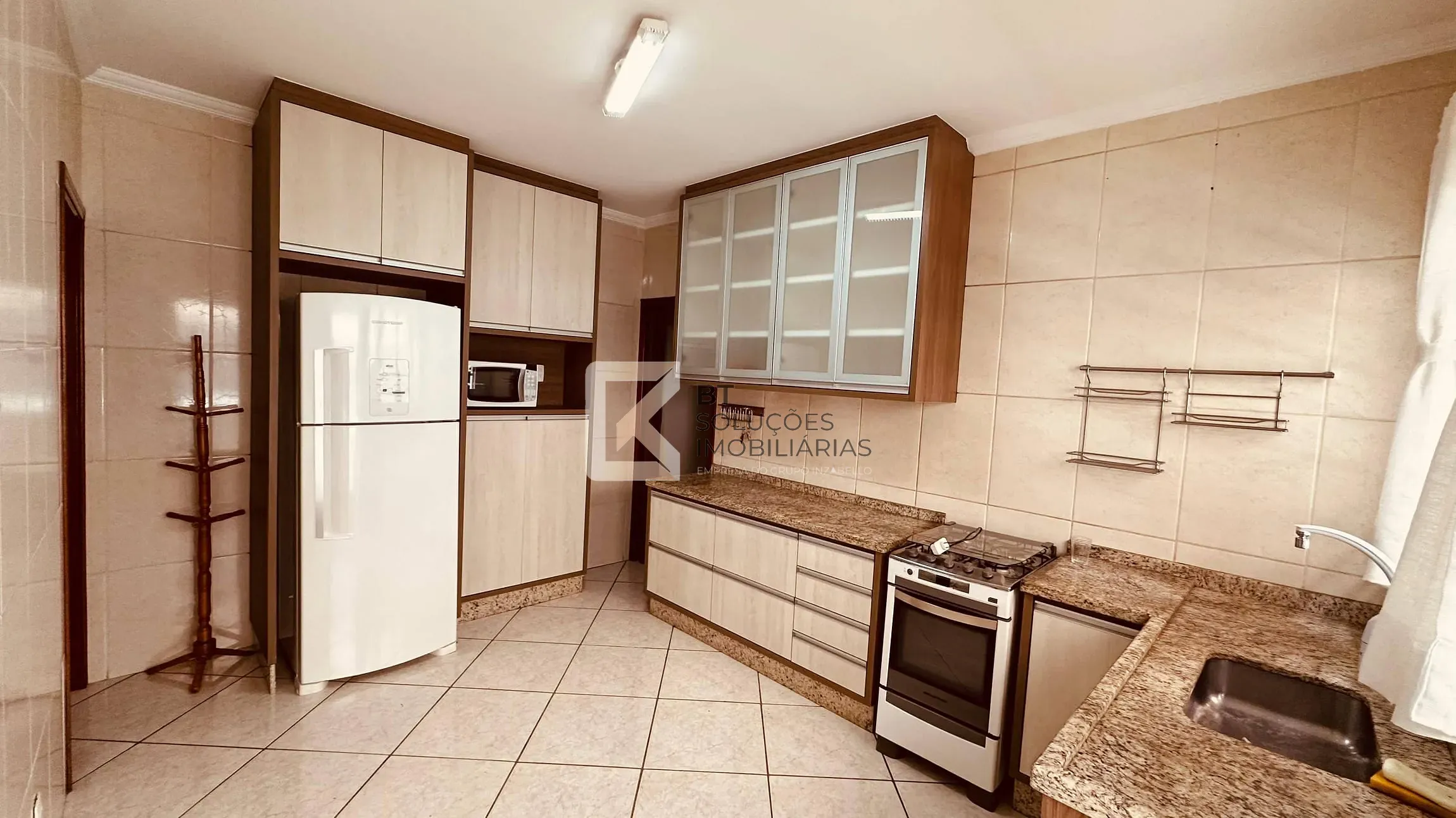 Casa, 2 quartos, 105 m² - Foto 1