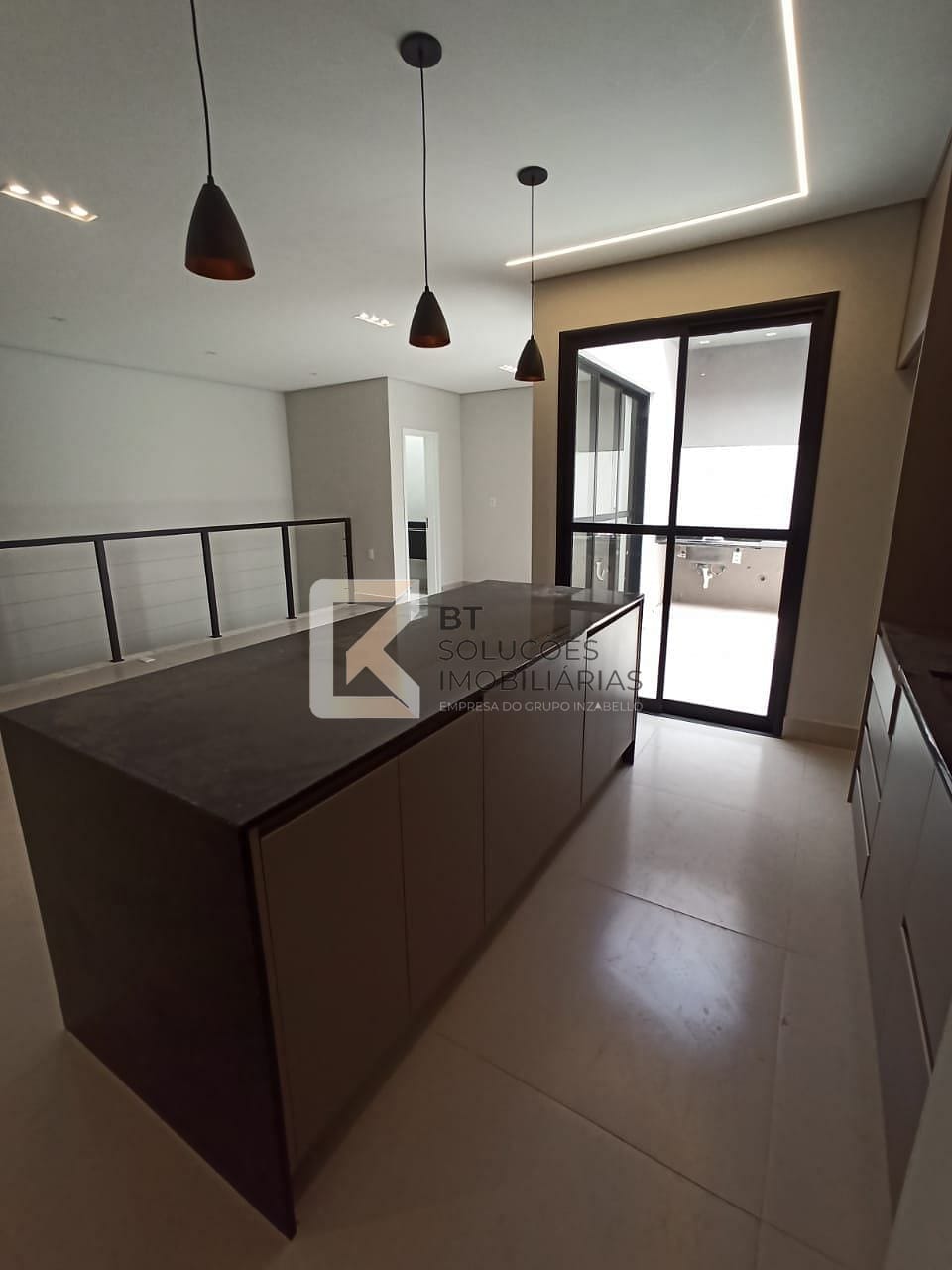 Casa, 3 quartos, 176 m² - Foto 2