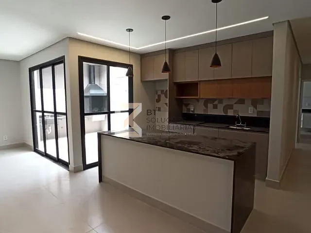 Casa com 200m² 3 quartos e 4 banheiros, à venda, no bairro Vila Rubens em Indaiatuba