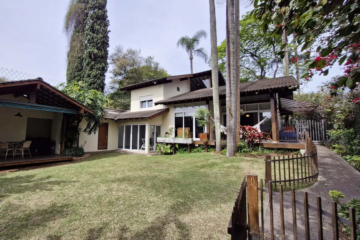 Casa para venda em Brooklin Paulista com 2 quartos, sendo 2 suítes, 256m²